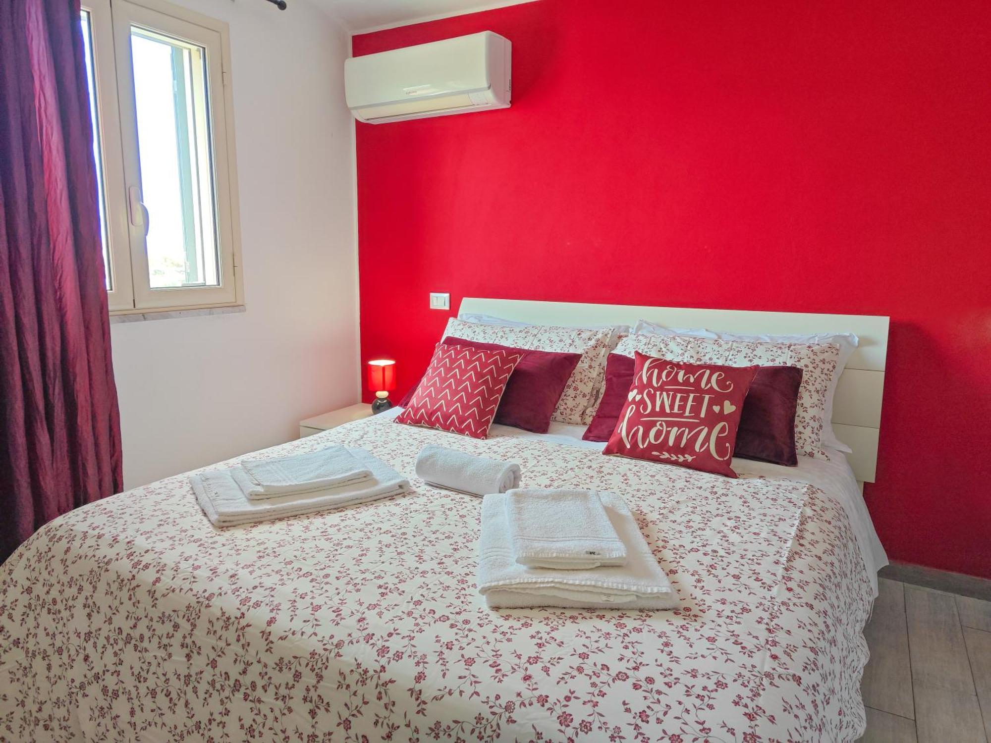 Case Vacanze Mare Nostrum - Villas In Front Of The Beach With Pool Campofelice Di Roccella Exterior foto